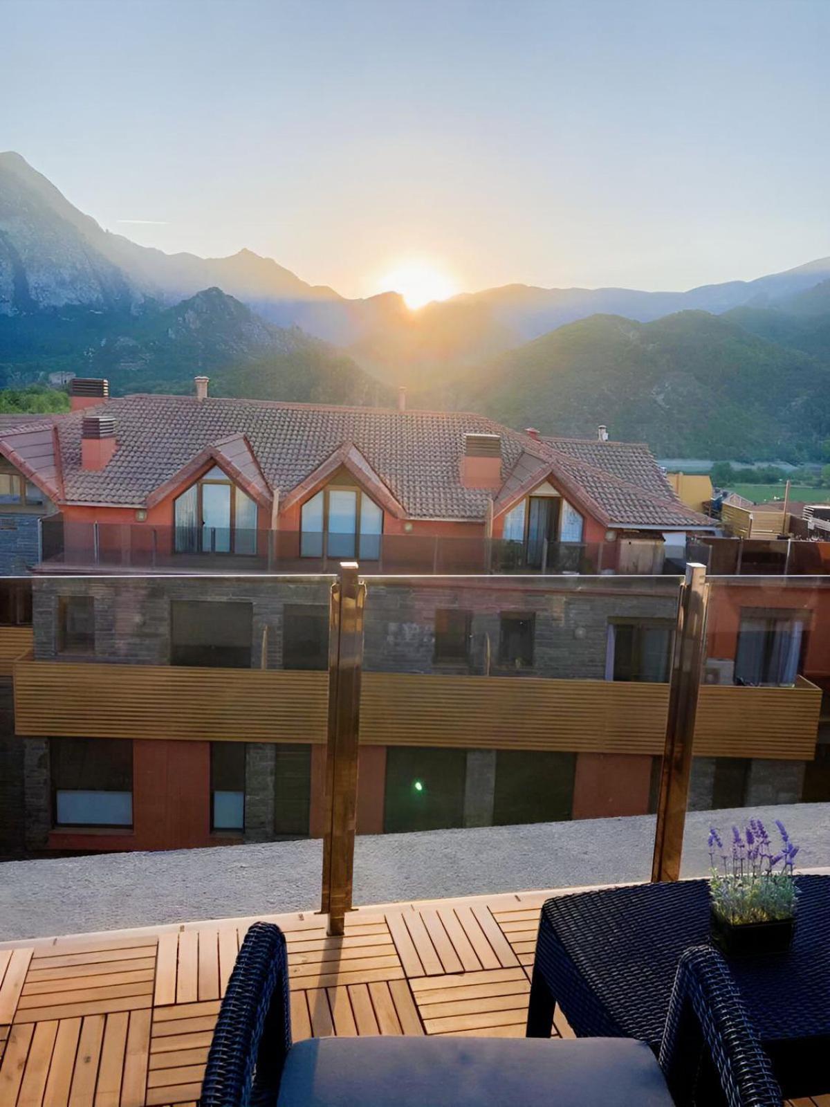 Apartament Duplex Amb Vistes Al Pirineu Catala Coll de Nargó Exterior foto